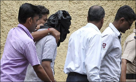 India: gang rape of the fourth suspect arrested.