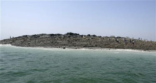 NASA Releases Images of Pakistan’s ‘Mud Island’ Formed By Earthquake